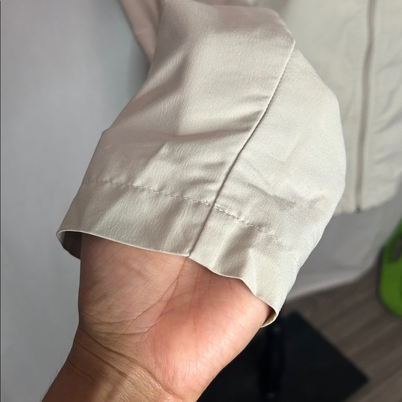 Nike Youth Zip-Up Jacket - Beige with White Stripes | Size L (12-14) - Picture 3 of 9